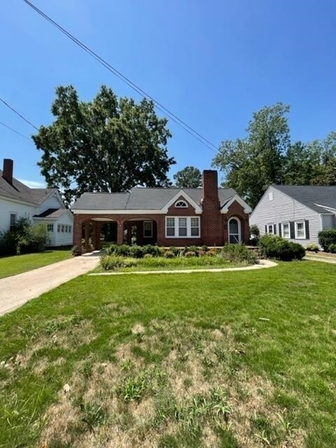 Primary Photo - 309 Cedar St