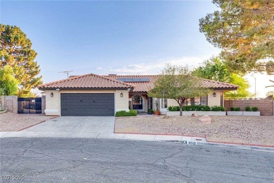 Foto principal - 6521 Monterey Vista Ct
