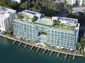 Building Photo - 9201 E Bay Harbor Dr