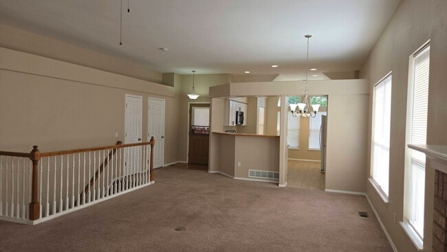 Photo - 1329 Nutwood Dr House