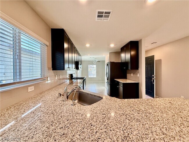 Foto del edificio - 1618 Deep Valley Ave