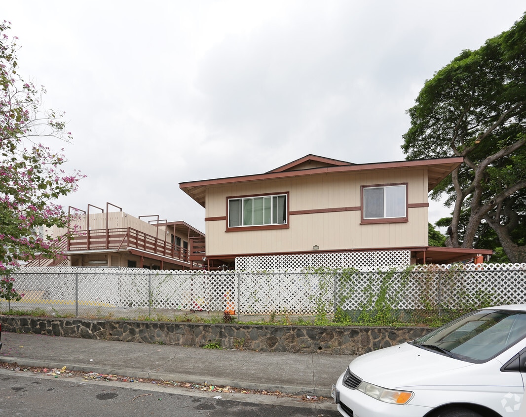 Building Photo - 1507 Liliha St