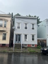 Building Photo - 189 Second Ave