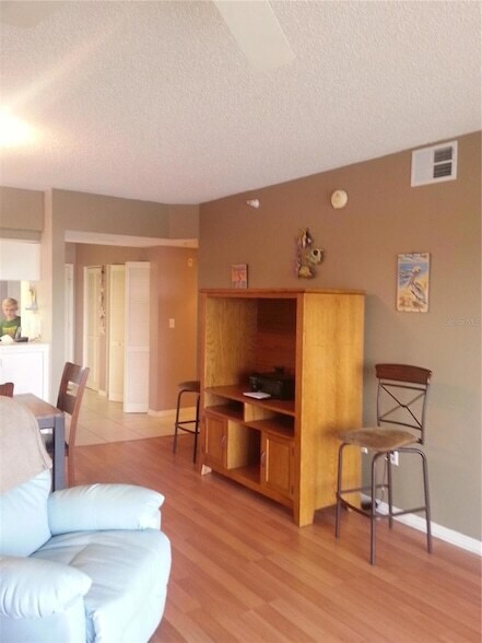 Foto del edificio - 6475 Shoreline Drive Unit 5302