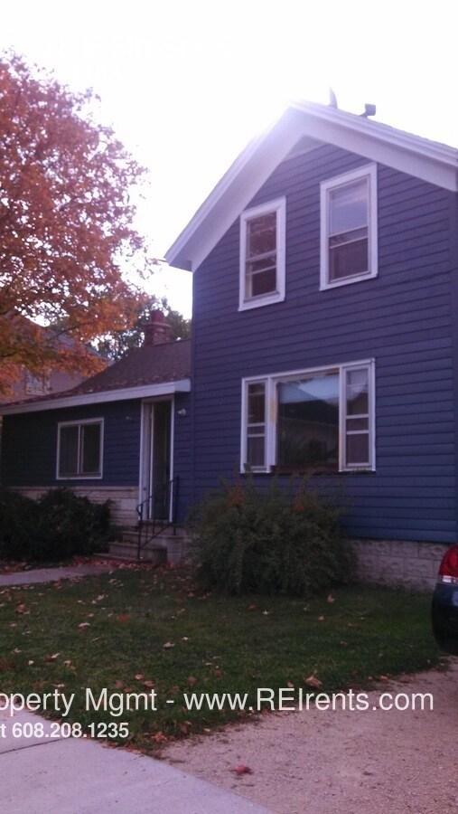 Building Photo - 128 6th St