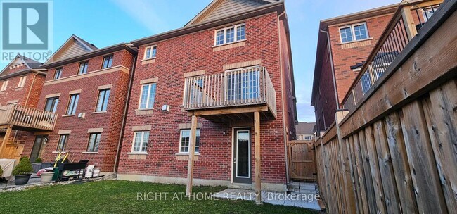 Building Photo - 95 Bonnieglen Farm Blvd