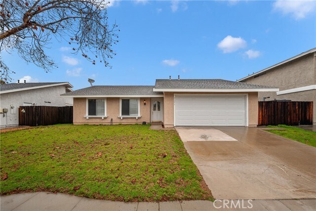 Foto principal - 2371 Northpark St