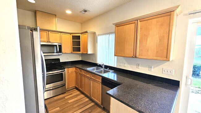 Foto del edificio - 5264 NE 121st Ave