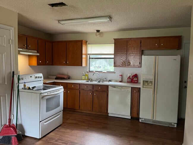 Foto del edificio - 604 Leftwich St