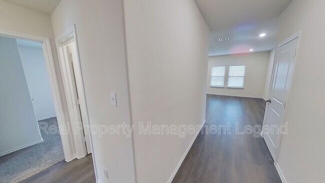 Foto del edificio - 2311 San Jacinto Way