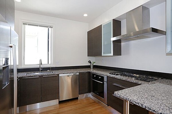 Foto principal - 308 Beacon St