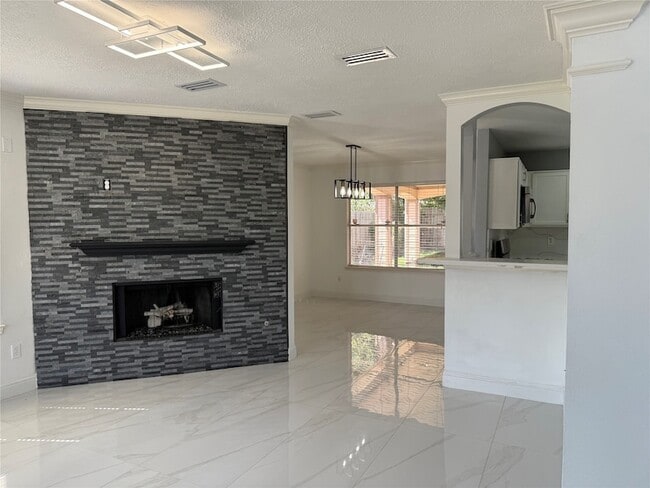 Photo - 17526 Coventry Oaks Dr House