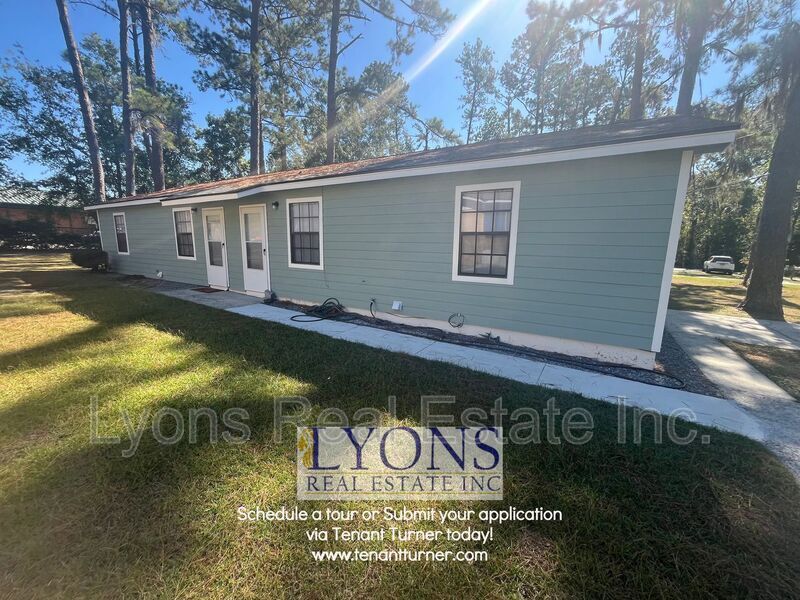 Foto principal - 903 Greenwood Dr