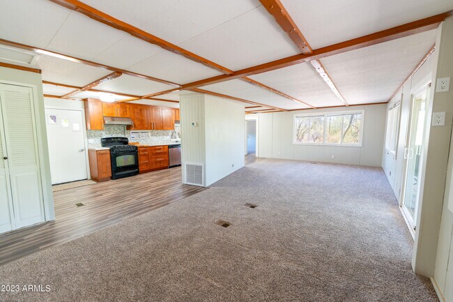 Foto del edificio - 33601 N Rifleman Rd