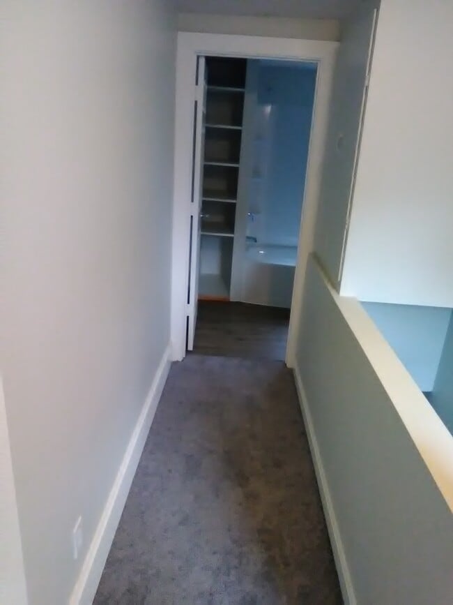Foto del edificio - 913 10th Ave S