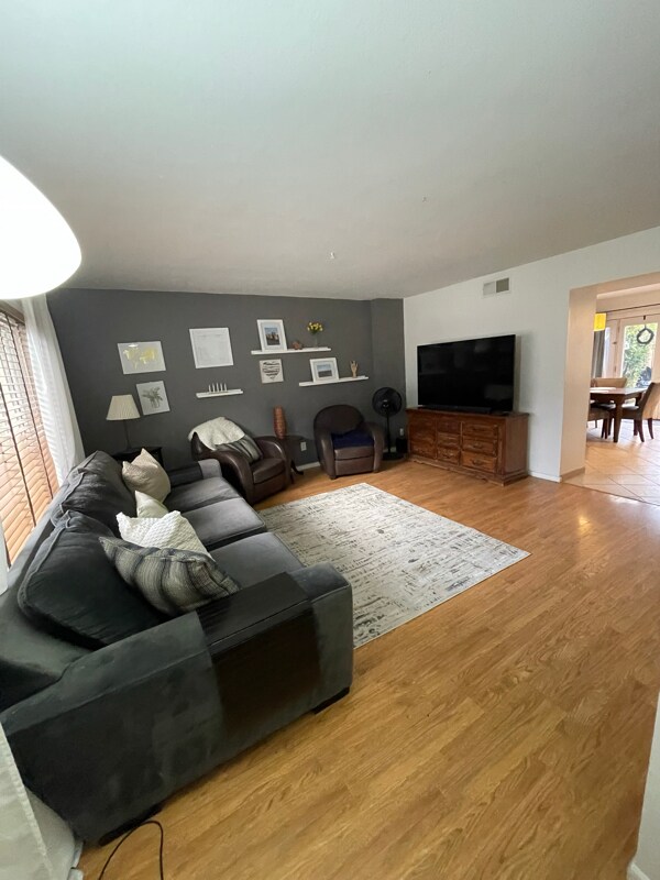 Foto del edificio - 6083 N Granite Reef Rd