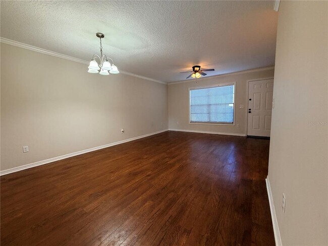 Foto del edificio - 3220 Oak Lawn Pl
