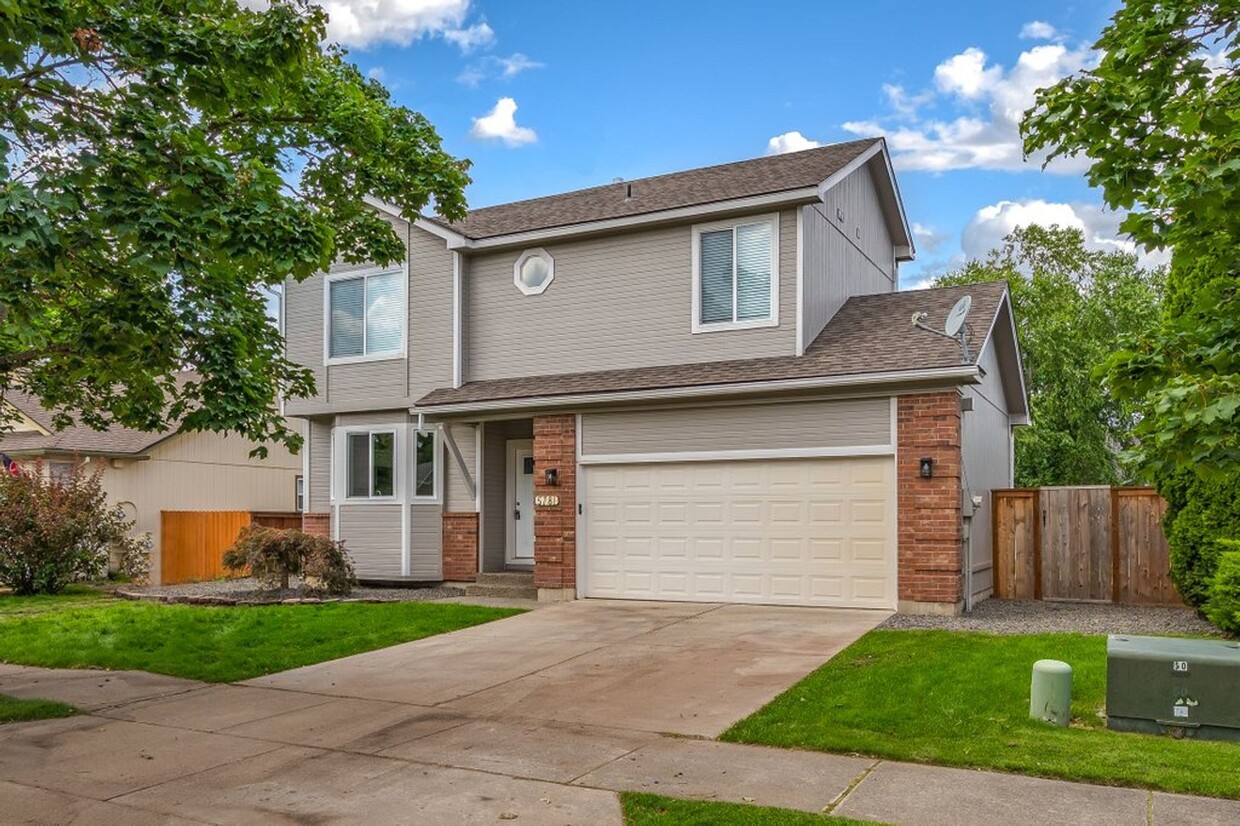 Foto principal - Coeur d'Alene Place Community 4 bed 3.5 bath