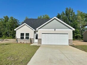 Building Photo - 1419 Bourbon Dr