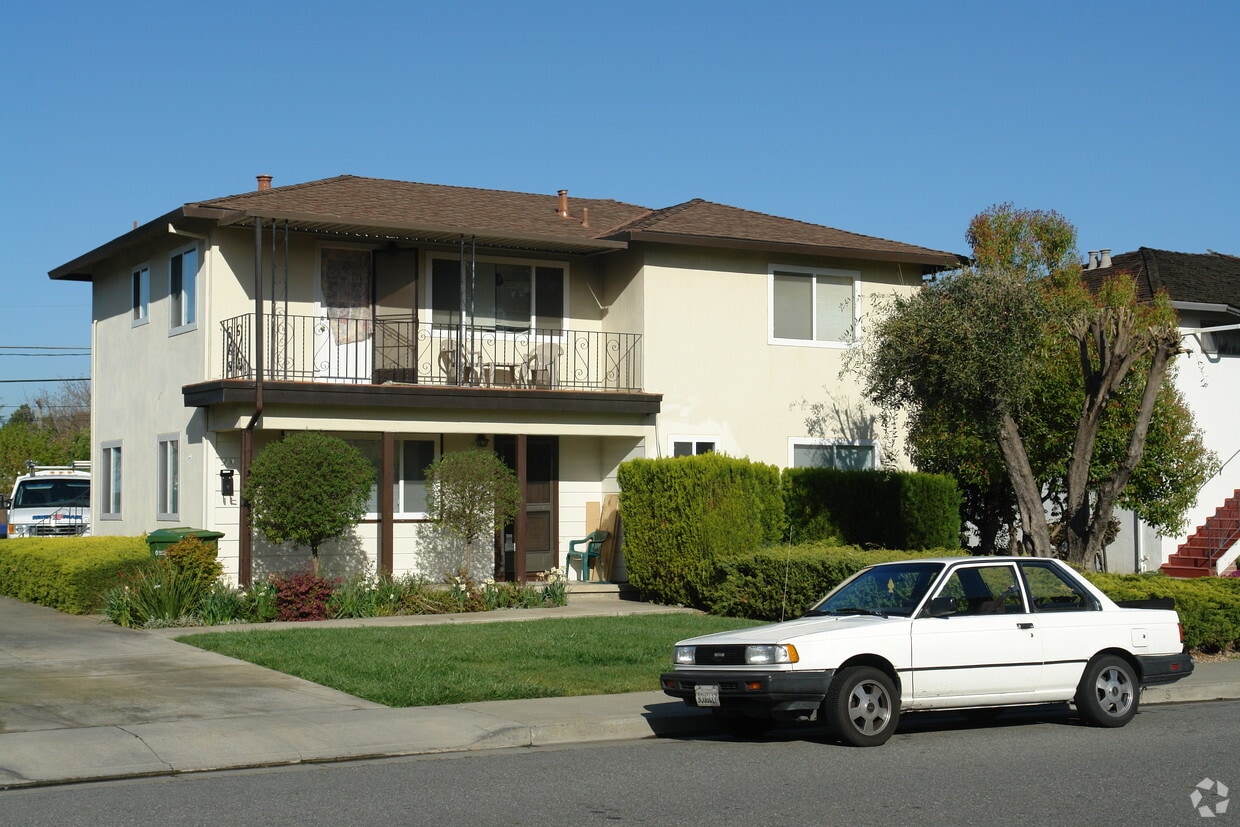 Building Photo - 371 Dunster Dr
