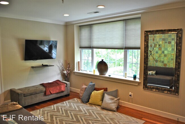 Foto del edificio - 1 br, 1 bath House - 1400 Longfellow Stree...
