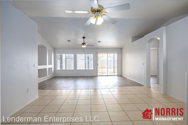 Building Photo - 3 br, 2 bath House - 1390 E Cactus Bloom Way