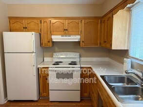Building Photo - 5884 W 58th St