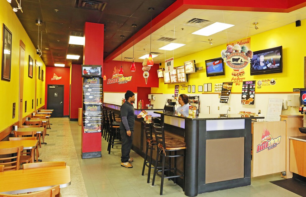 Is Poplar Halls a Good Place To Live in Norfolk? Neighborhood Guide