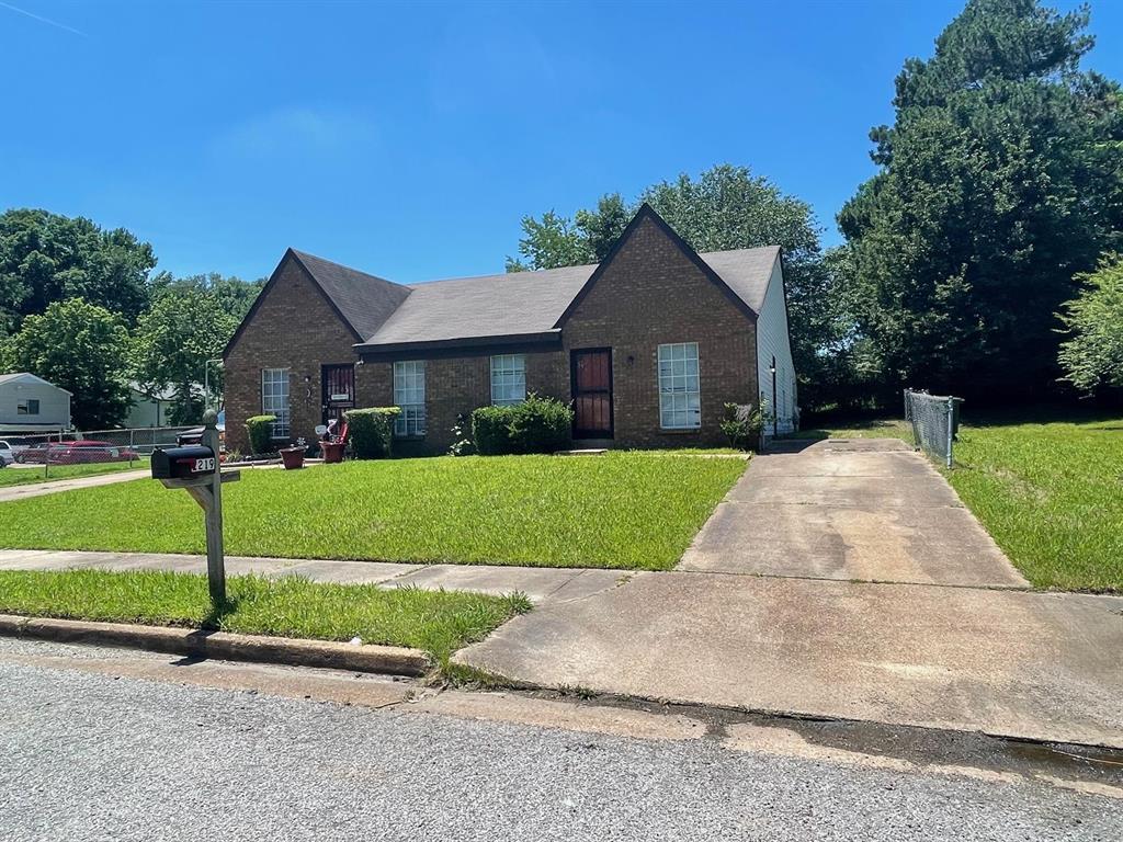 Primary Photo - 2219 Birken Dr