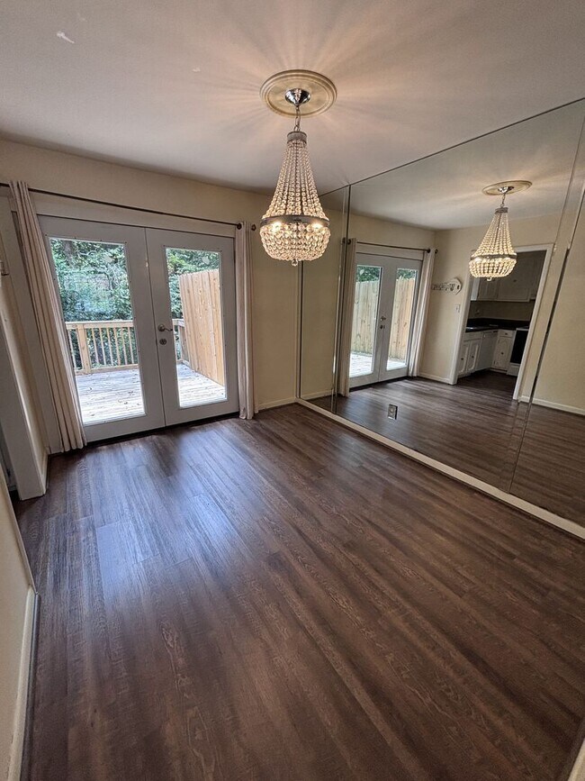 Building Photo - 2643 Southbury Cir