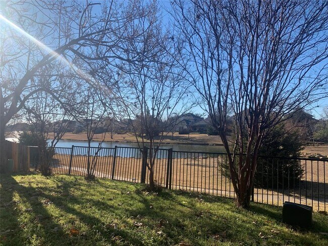 Foto del edificio - 5404 Pecan Creek Cir