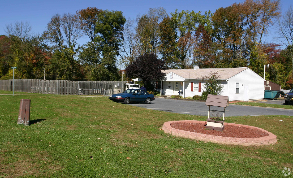 Primary Photo - Indian Run Village