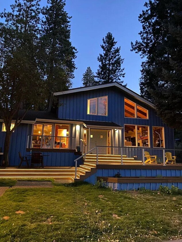 Primary Photo - Stunning home on acreage in Woodside Ranch!