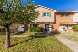 Building Photo - 4537 N 17th Ave