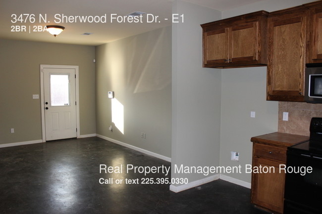 Building Photo - 3476 N Sherwood Forest Dr