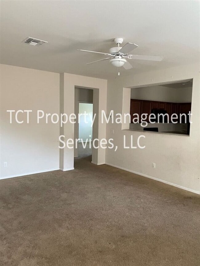Foto del edificio - 3 bed/2 bath home in Buckeye