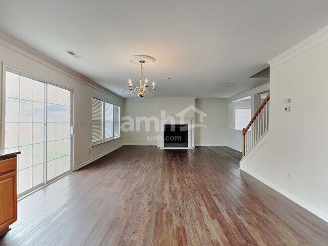 Foto del edificio - 6157 Paducah Dr