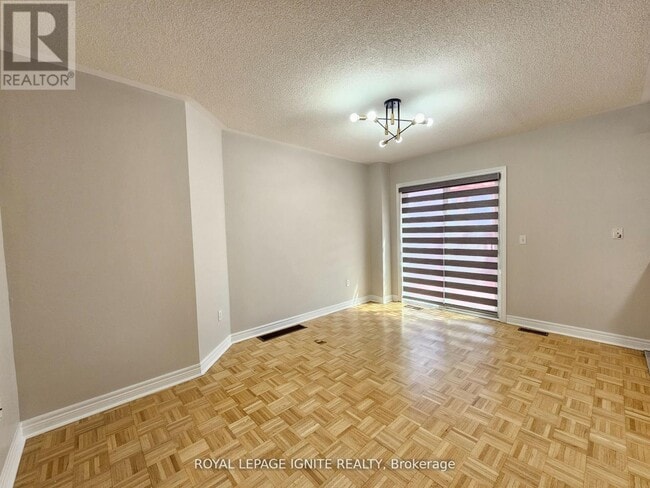 Building Photo - 83 Checkerberry Crescent