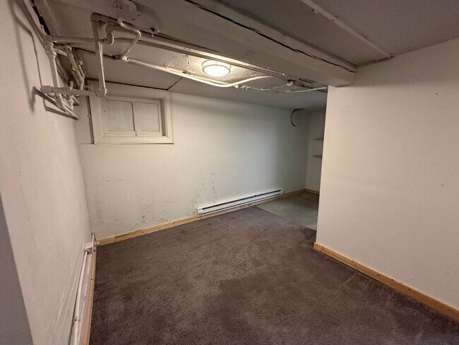 Foto del edificio - 2500 W Fond du Lac Ave