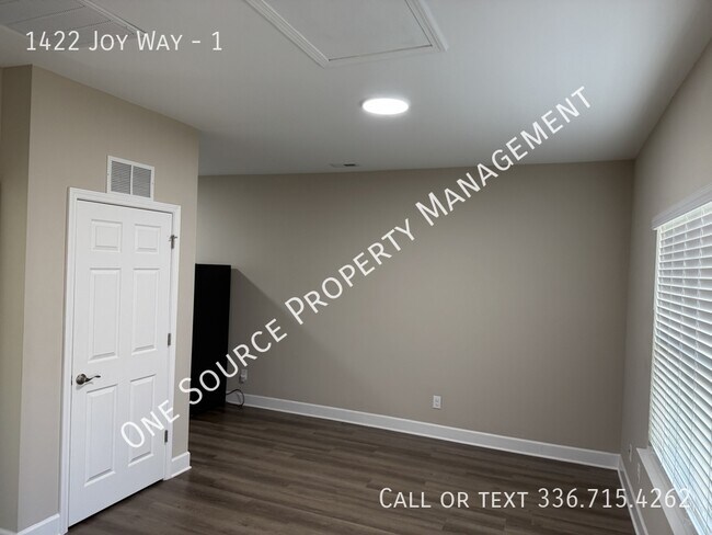 Foto del edificio - 1422 Joy Wy
