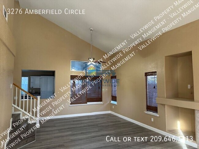 Foto del edificio - 3276 Amberfield Cir