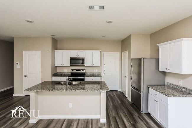 Building Photo - 6634 Charleston Dr