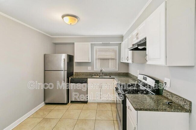 Building Photo - 129 Nauvoo St