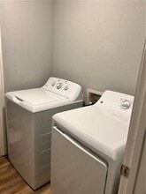 Building Photo - 1211 N Sicily Ln