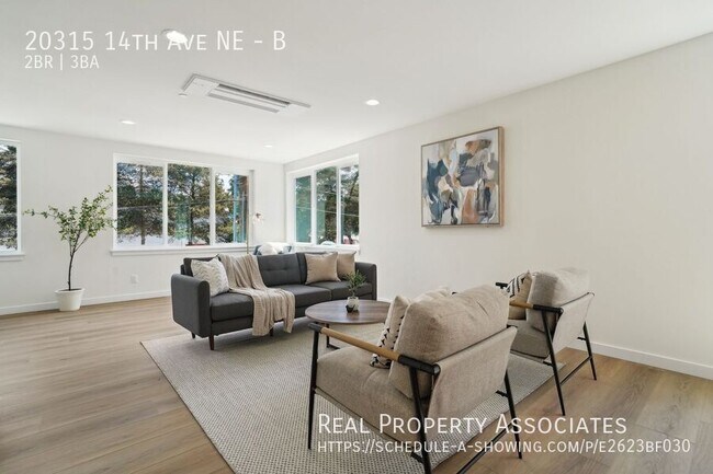 Foto del edificio - 20315 14th Avenue Northeast