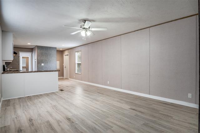 Foto del edificio - 706 Hedgerow Trail