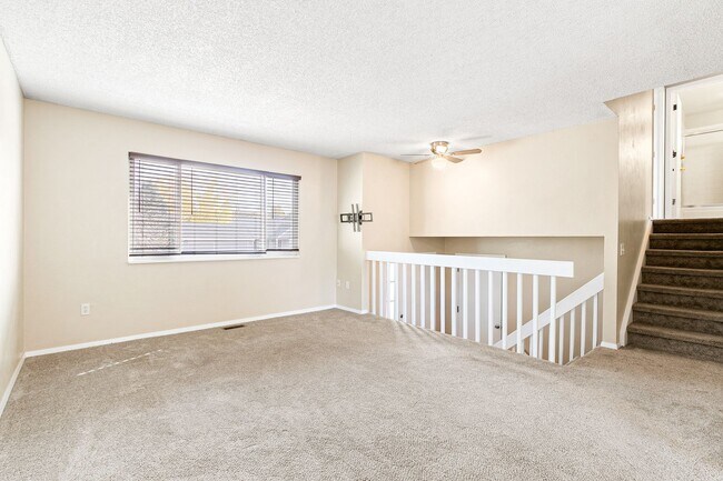 Foto del edificio - Duplex near Downtown Castle Rock with HUGE...