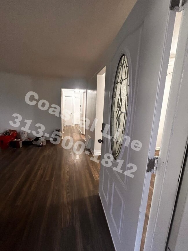 Foto del edificio - Cute 3 bedroom located on Detroit's East side