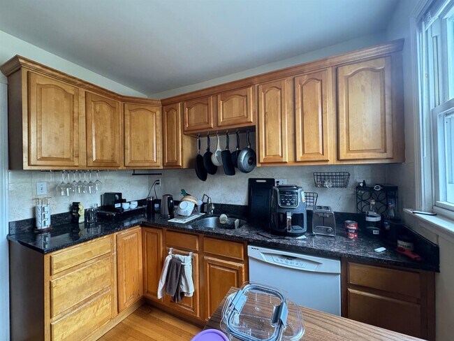 Foto del edificio - 33 Magnus Ave