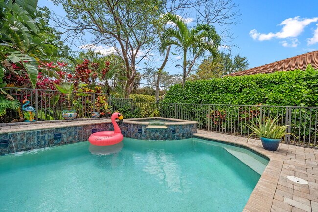 Foto del edificio - 10652 Ivanhoe Ln